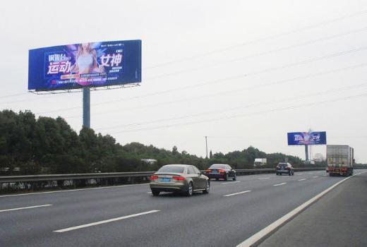 高速路广告牌多少钱一年价格?高速广告有哪些形式?