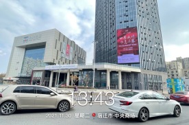 江苏宿迁中央商场地标建筑媒体LED屏