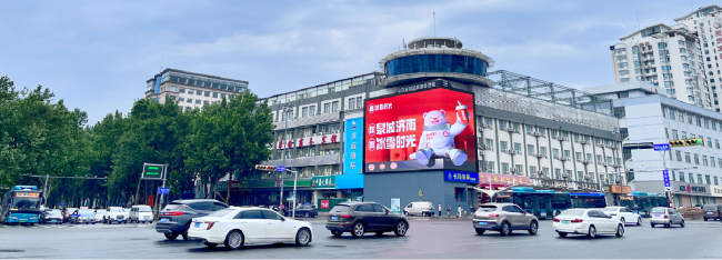 全国济南经十路户外LED屏市区广场媒体LED屏的图片