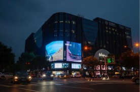 北京西城区北京西单老佛爷百货商场媒体地标建筑媒体LED屏