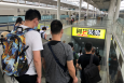 广西南宁南宁站站台出站门楣火车高铁媒体灯箱