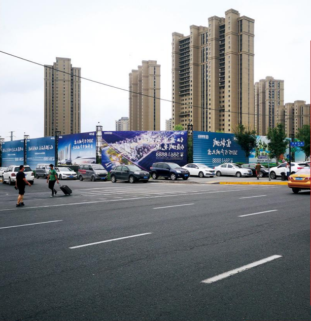 黑龙江哈尔滨南岗区哈尔滨大街落地街边设施媒体单面大牌