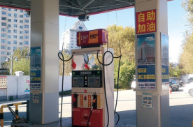 黑龙江哈尔滨中国石化与石油立柱能源站点媒体框架/海报